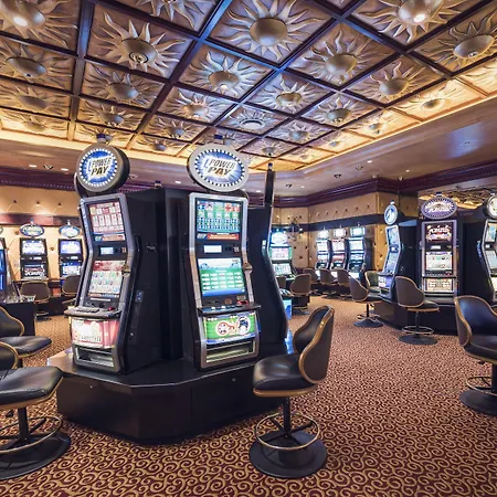 Soho Hotel & Casino At Sun City-3
